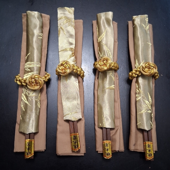 Asian Night 4 Piece Setting - Picture 2 of 7